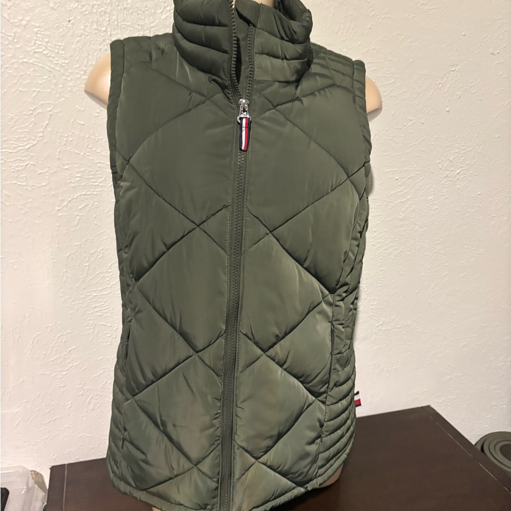 Tommy Hilfiger Olive Green Quilted Women's Vest